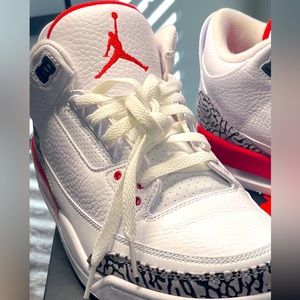 MENS JORDAN RETRO 3 SIZE 10